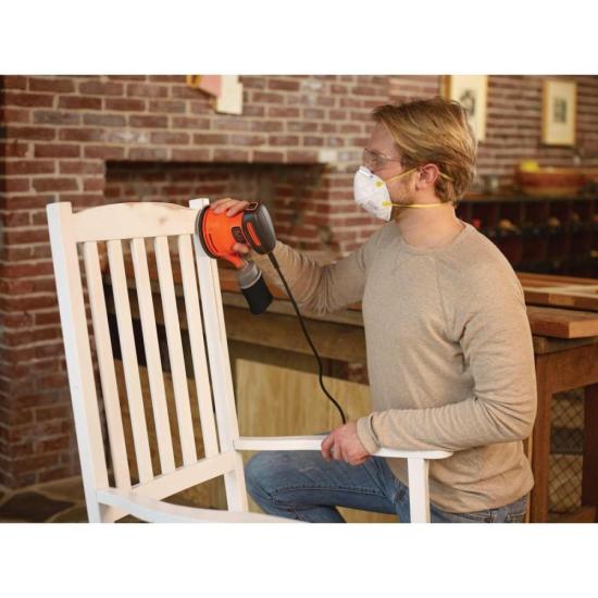 Lixadeira Roto Orbital Black Decker BDERO100-BR 127v por 334,99 à vista no boleto/pix ou parcele em até 10x sem juros. Compre na loja Mundomax!