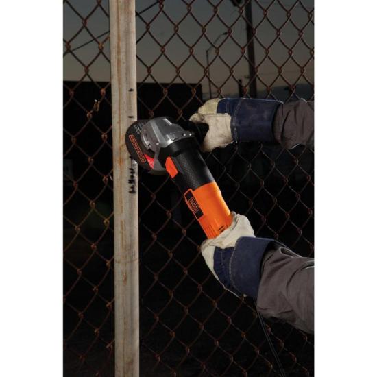 Esmerilhadeira Angular Black Decker G720 127V por 287,99 à vista no boleto/pix ou parcele em até 10x sem juros. Compre na loja Mundomax!