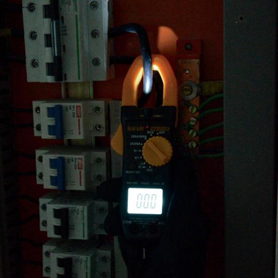 Alicate Amperímetro Digital Hikari HA3120 por 152,00 à vista no boleto/pix ou parcele em até 6x sem juros. Compre na loja Mundomax!