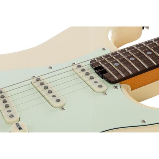 Guitarra Aria Pro II STG-62 Vintage White por 2.903,12 à vista no boleto/pix ou parcele em até 12x sem juros. Compre na loja Aria!