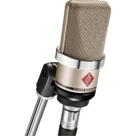 Microfone Neumann TLM 102 Cardióide por 6.899,99 à vista no boleto/pix ou parcele em até 12x sem juros. Compre na loja Mundomax!