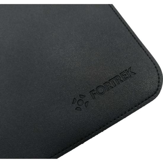 Mouse Pad de Couro Premium Fortrek FK 265M (700x300mm) Preto por 64,99 à vista no boleto/pix ou parcele em até 2x sem juros. Compre na loja Mundomax!