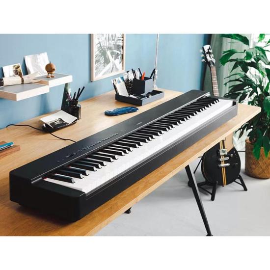 Piano Yamaha P225 Preto por 5.049,00 à vista no boleto/pix ou parcele em até 12x sem juros. Compre na loja Mundomax!