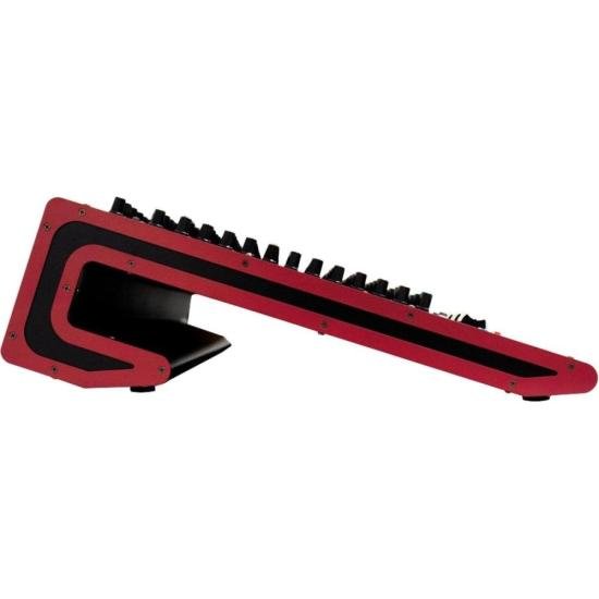 Mesa de Som Soundvoice MP-246 24 Canais por 5.499,00 à vista no boleto/pix ou parcele em até 12x sem juros. Compre na loja Mundomax!