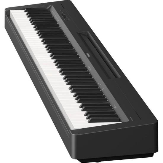 Piano Yamaha P143B Digital Preto por 0,00 à vista no boleto/pix ou parcele em até 1x sem juros. Compre na loja Mundomax!