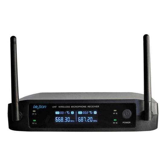 Sistema de Microfone Sem Fio Duplo Headset Bodypack Leson LS902 Bege por 0,00 à vista no boleto/pix ou parcele em até 1x sem juros. Compre na loja Mundomax!