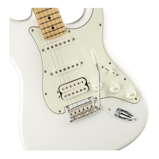 GUIT STRATOCASTER FENDER HSS PW por 8.299,00 à vista no boleto/pix ou parcele em até 12x sem juros. Compre na loja Mundomax!