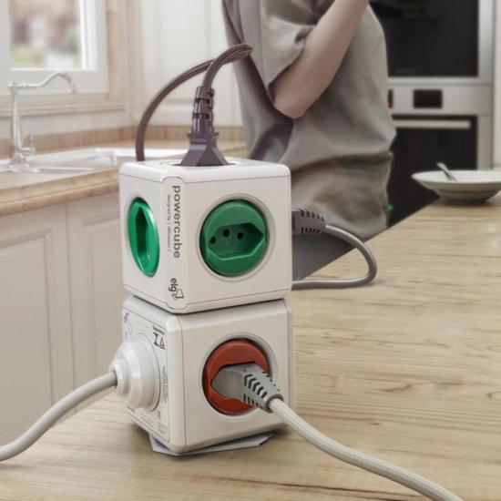 Adaptador Benjamim Múltiplo Powercube PWC-R5 Bivolt ELG por 115,99 à vista no boleto/pix ou parcele em até 4x sem juros. Compre na loja Mundomax!