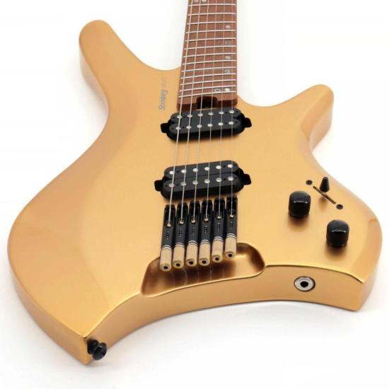 Guitarra Strinberg SHN6 Gold com Bag por 3.100,00 à vista no boleto/pix ou parcele em até 12x sem juros. Compre na loja Mundomax!