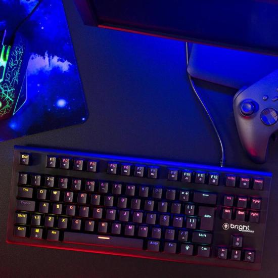 Teclado Gamer Mecânico Bright GTC561 Preto por 239,99 à vista no boleto/pix ou parcele em até 9x sem juros. Compre na loja Mundomax!