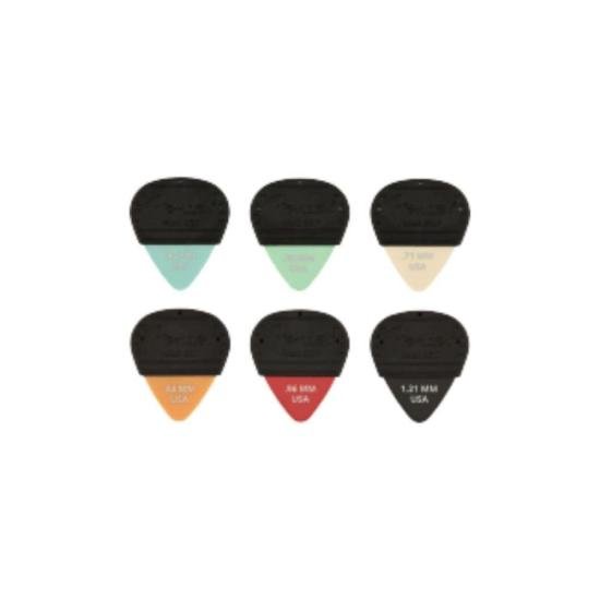 Palheta Fender Dura-Tone Delrin Butterscotch Blonde com Mojo Grip por 59,00 à vista no boleto/pix ou parcele em até 2x sem juros. Compre na loja Mundomax!