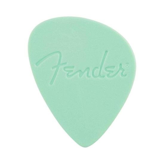 Palheta Fender Offset Medium MultiColor (C/6) por 69,00 à vista no boleto/pix ou parcele em até 2x sem juros. Compre na loja Mundomax!