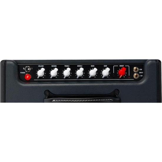 Amplificador de Guitarra Laney Cub-Super12 15w Preto por 7.731,00 à vista no boleto/pix ou parcele em até 12x sem juros. Compre na loja Mundomax!