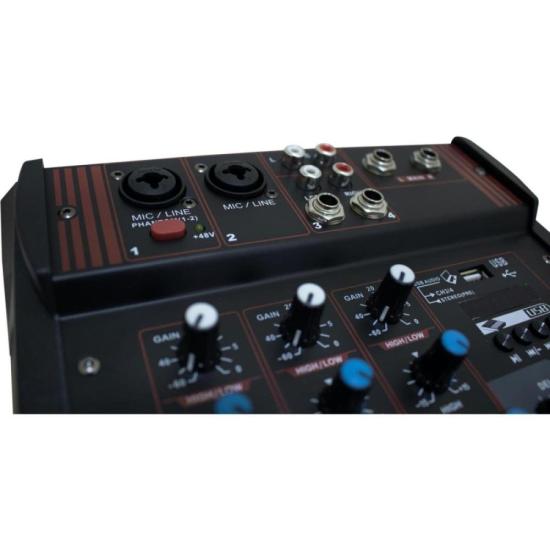 Mesa de Som Amplificada Classe D Soundvoice MA-400 por 1.053,00 à vista no boleto/pix ou parcele em até 12x sem juros. Compre na loja Mundomax!