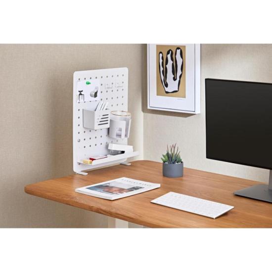 Pegboard Office Painel Organizador Fortrek Grid Space 42x48 Branco por 205,00 à vista no boleto/pix ou parcele em até 8x sem juros. Compre na loja Mundomax!