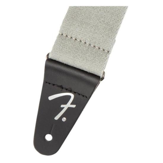 Correia Fender SuperSoft 2\" Cinza por 199,00 à vista no boleto/pix ou parcele em até 7x sem juros. Compre na loja Mundomax!