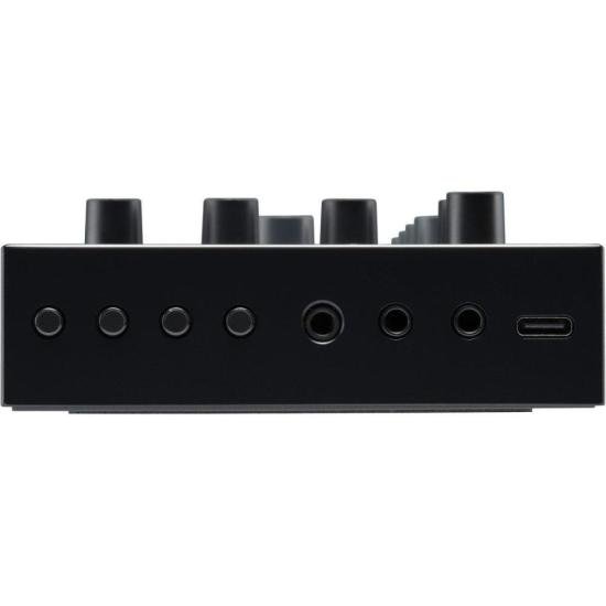 Módulo de Produção Yamaha SEQTRAK Preto por 3.440,00 à vista no boleto/pix ou parcele em até 12x sem juros. Compre na loja Mundomax!