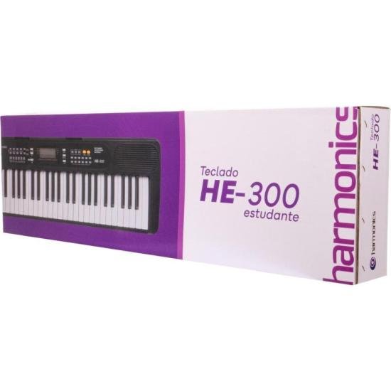 Teclado Harmonics HE-300 Estudante por 556,00 à vista no boleto/pix ou parcele em até 10x sem juros. Compre na loja Mundomax!