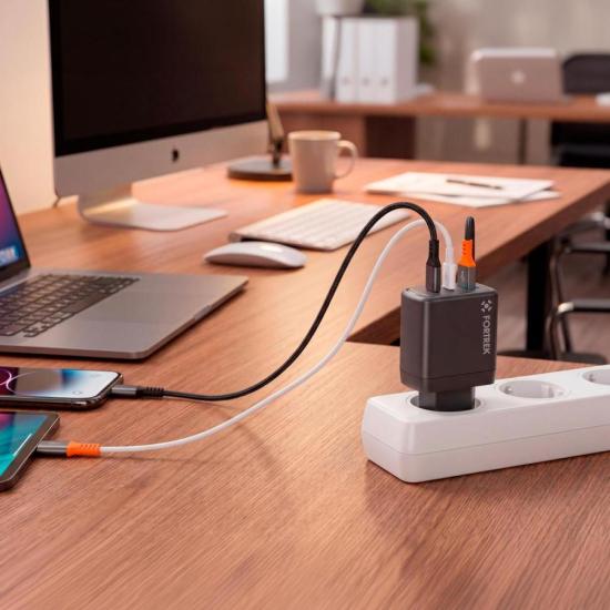 Carregador Universal TRIPLO USB-C e USB-A Fortrek CG633 65W  por 109,00 à vista no boleto/pix ou parcele em até 4x sem juros. Compre na loja Mundomax!