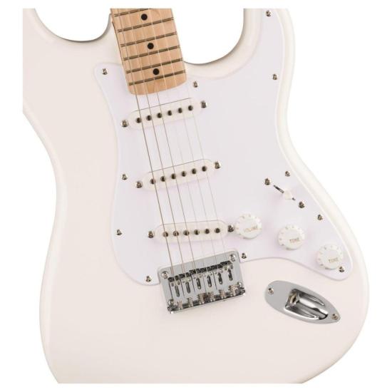 Guitarra Squier Sonic Stratocaster HT Artic White por 2.199,00 à vista no boleto/pix ou parcele em até 12x sem juros. Compre na loja Mundomax!