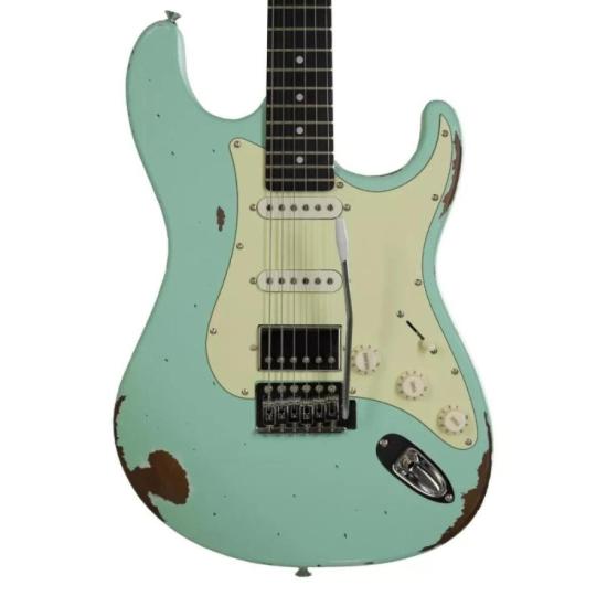 Guitarra Tagima Stratocaster TGA-580 Surf Green por 1.299,00 à vista no boleto/pix ou parcele em até 12x sem juros. Compre na loja Mundomax!