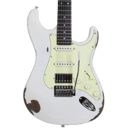 Guitarra Tagima Strato TGA-580 Antique Olympic White por 1.299,00 à vista no boleto/pix ou parcele em até 12x sem juros. Compre na loja Mundomax!