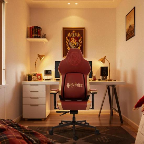 Cadeira Gamer Harry Potter ThunderX3 CORE Smart por 2.699,90 à vista no boleto/pix ou parcele em até 12x sem juros. Compre na loja Thunderx3!