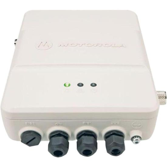 Repetidor Mototbo SLR 1000 VHF Motorola por 0,00 à vista no boleto/pix ou parcele em até 1x sem juros. Compre na loja Mundomax!