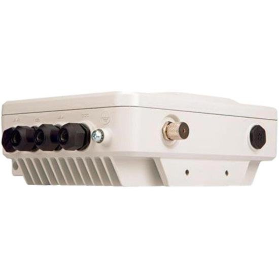 Repetidor Mototbo SLR 1000 VHF Motorola por 0,00 à vista no boleto/pix ou parcele em até 1x sem juros. Compre na loja Mundomax!