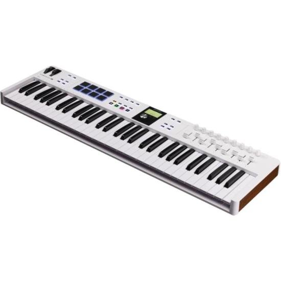 Teclado Controlador Arturia Essential 61 MK3 Branco por 2.999,00 à vista no boleto/pix ou parcele em até 12x sem juros. Compre na loja Mundomax!