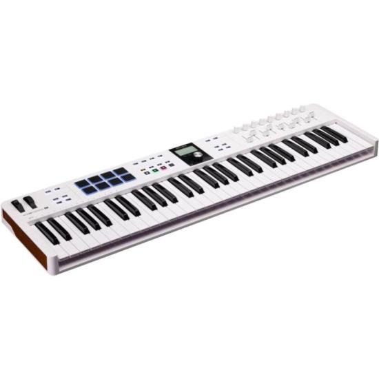 Teclado Controlador Arturia Essential 61 MK3 Branco por 2.999,00 à vista no boleto/pix ou parcele em até 12x sem juros. Compre na loja Mundomax!