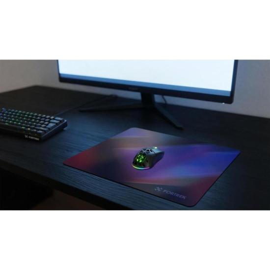 Mousepad Com Infusão de Vidro Fortrek Quickglass PRO Preto por 140,00 à vista no boleto/pix ou parcele em até 5x sem juros. Compre na loja Mundomax!