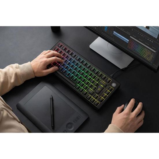 Teclado Gamer Mecânico Fortrek Shift Hotswap Preto por 299,89 à vista no boleto/pix ou parcele em até 10x sem juros. Compre na loja Fortrek!