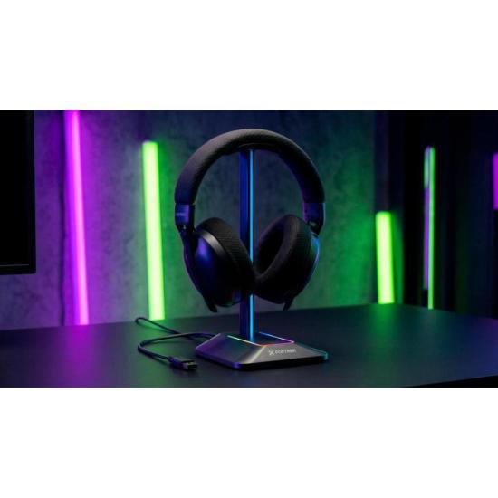 Suporte Para Headset RGB com Hub USB 2 entradas Fortrek Nexus por 150,43 à vista no boleto/pix ou parcele em até 6x sem juros. Compre na loja Fortrek!