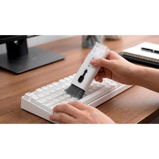 Kit de Limpeza de Teclados Fortrek EC7 7 em 1 por 29,00 à vista no boleto/pix ou parcele em até 1x sem juros. Compre na loja Mundomax!