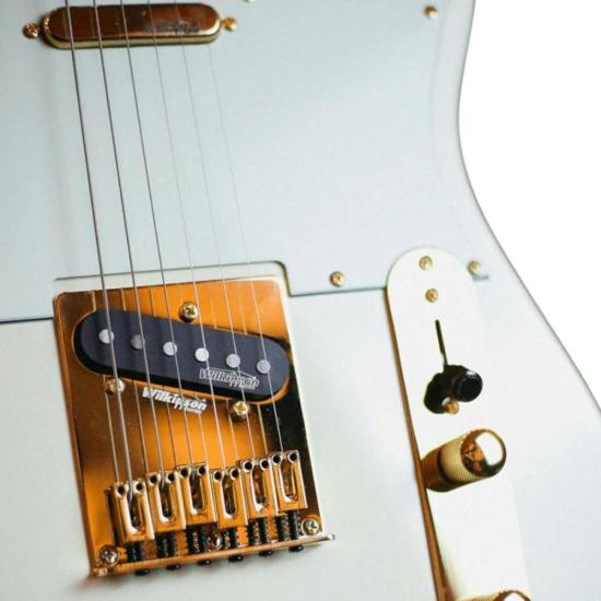 Guitarra Benson Hardy 904 Olympic White Com Bag por 2.599,00 à vista no boleto/pix ou parcele em até 12x sem juros. Compre na loja Mundomax!