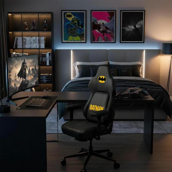 Cadeira Gamer Batman ThunderX3 CORE Smart por 2.699,90 à vista no boleto/pix ou parcele em até 12x sem juros. Compre na loja Thunderx3!