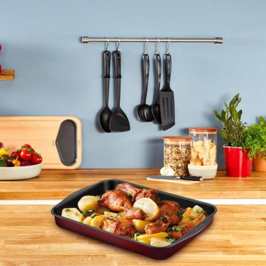 Assadeira Retangular Rochedo Dura+ Antiaderente 37,3x25,4cm por 0,00 à vista no boleto/pix ou parcele em até 1x sem juros. Compre na loja Mundomax!