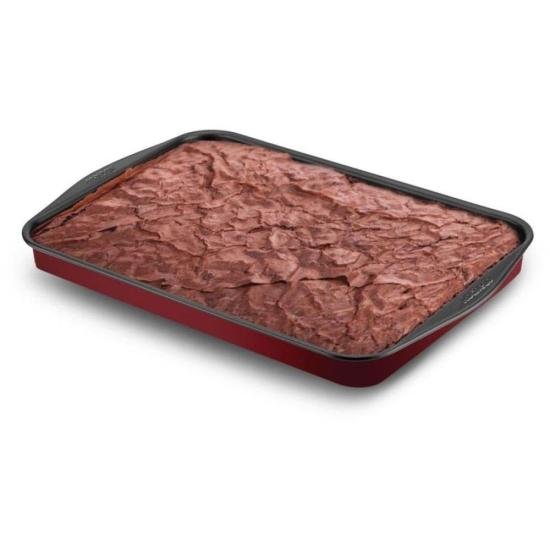 Assadeira Retangular Rochedo Dura+ Antiaderente 37,3x25,5cm por 0,00 à vista no boleto/pix ou parcele em até 1x sem juros. Compre na loja Mundomax!