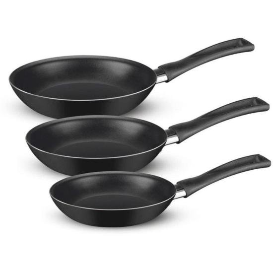 Kit de Frigideiras Rochedo Basic 18cm, 20cm e 24cm por 385,00 à vista no boleto/pix ou parcele em até 10x sem juros. Compre na loja Mundomax!