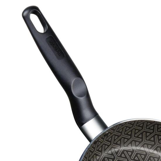 Frigideira Rochedo Robusta Grafite 18cm por 288,00 à vista no boleto/pix ou parcele em até 10x sem juros. Compre na loja Mundomax!