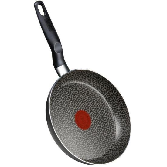 Frigideira Rochedo Robusta Grafite 26cm por 444,00 à vista no boleto/pix ou parcele em até 10x sem juros. Compre na loja Mundomax!