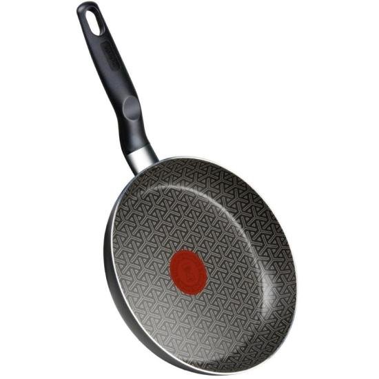 Frigideira Rochedo Robusta Grafite 30cm por 508,00 à vista no boleto/pix ou parcele em até 10x sem juros. Compre na loja Mundomax!