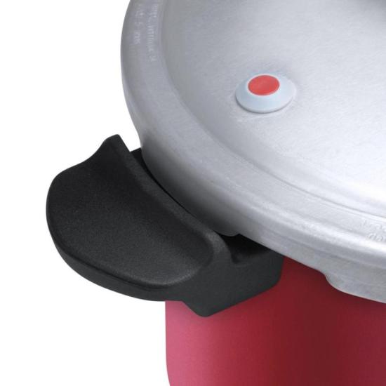 Panela de Pressão Rochedo Segura Fechamento Externo 4,5 Litros Vermelha por 0,00 à vista no boleto/pix ou parcele em até 1x sem juros. Compre na loja Mundomax!