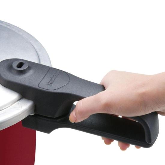 Panela de Pressão Rochedo Segura Fechamento Externo 4,5 Litros Vermelha por 0,00 à vista no boleto/pix ou parcele em até 1x sem juros. Compre na loja Mundomax!