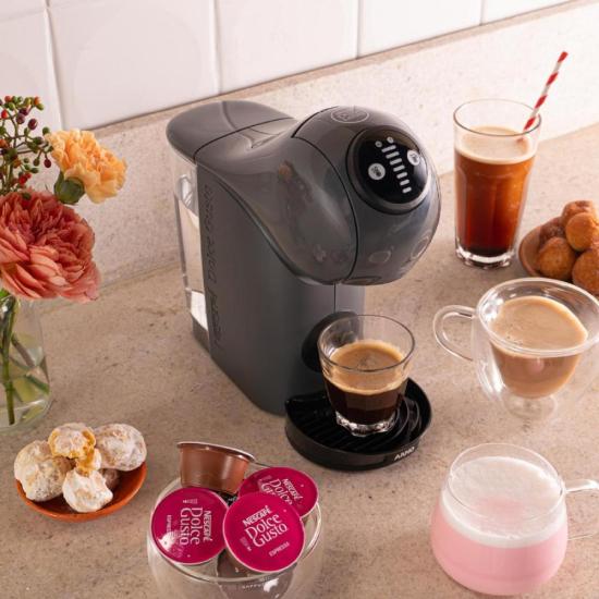 Cafeteira Espresso Arno Nescafé Dolce Gusto Genio S Basic Grafite 220v por 534,00 à vista no boleto/pix ou parcele em até 10x sem juros. Compre na loja Mundomax!