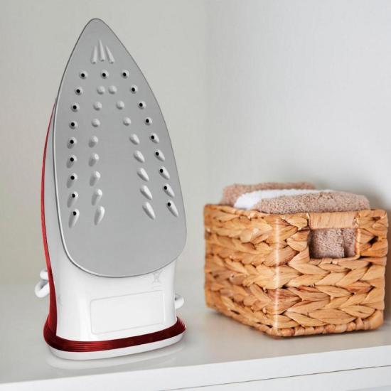 Ferro a Vapor Arno Essentialgliss com Base Antiaderente FMQ 127V por 131,00 à vista no boleto/pix ou parcele em até 5x sem juros. Compre na loja Mundomax!