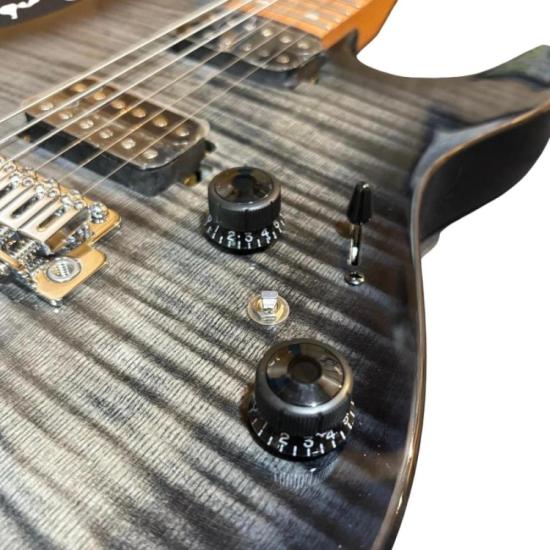 Guitarra Elétrica Ibanez AZ24S1F Transparent Black Sunburst (TKS) por 6.299,00 à vista no boleto/pix ou parcele em até 12x sem juros. Compre na loja Mundomax!