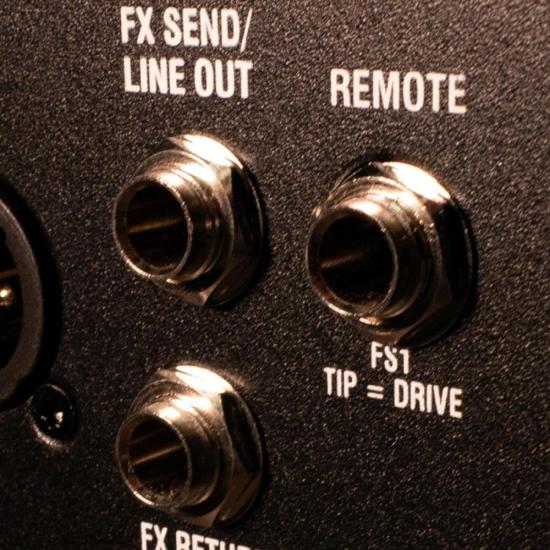 Amplificador de Baixo Laney Digbeth Foundry DBF200 Preto por 4.445,00 à vista no boleto/pix ou parcele em até 12x sem juros. Compre na loja Mundomax!