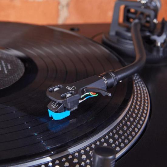 Cápsula Audio Technica AT-VM95C Para Toca Discos por 460,00 à vista no boleto/pix ou parcele em até 10x sem juros. Compre na loja Mundomax!